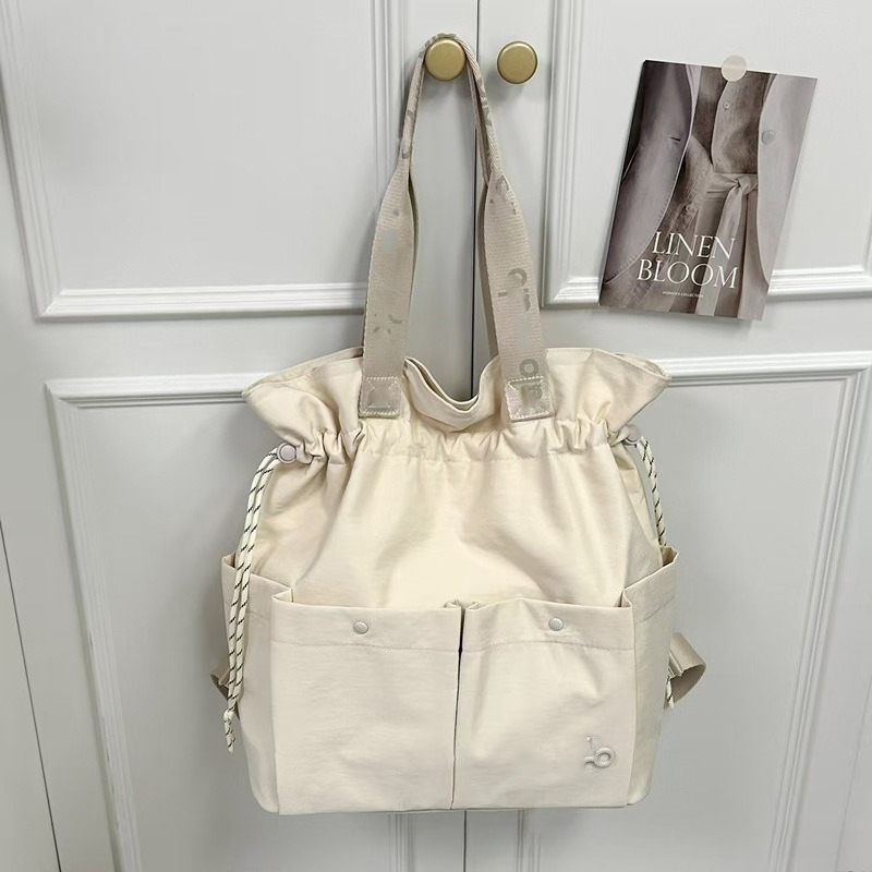Torba na ramię z dużą pojemnoś – Drawstring Gym Bag recenzja i cena